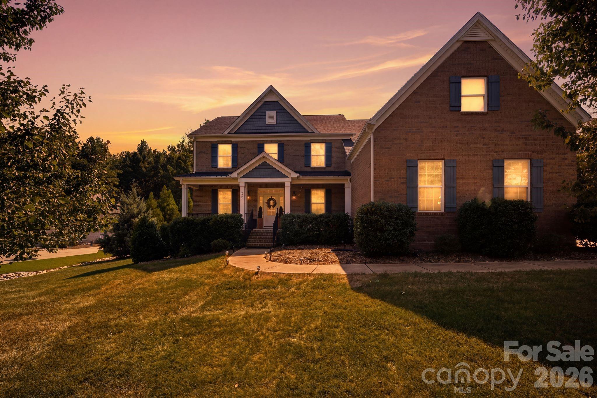 612 Highland Ridge Point Property Photo 3