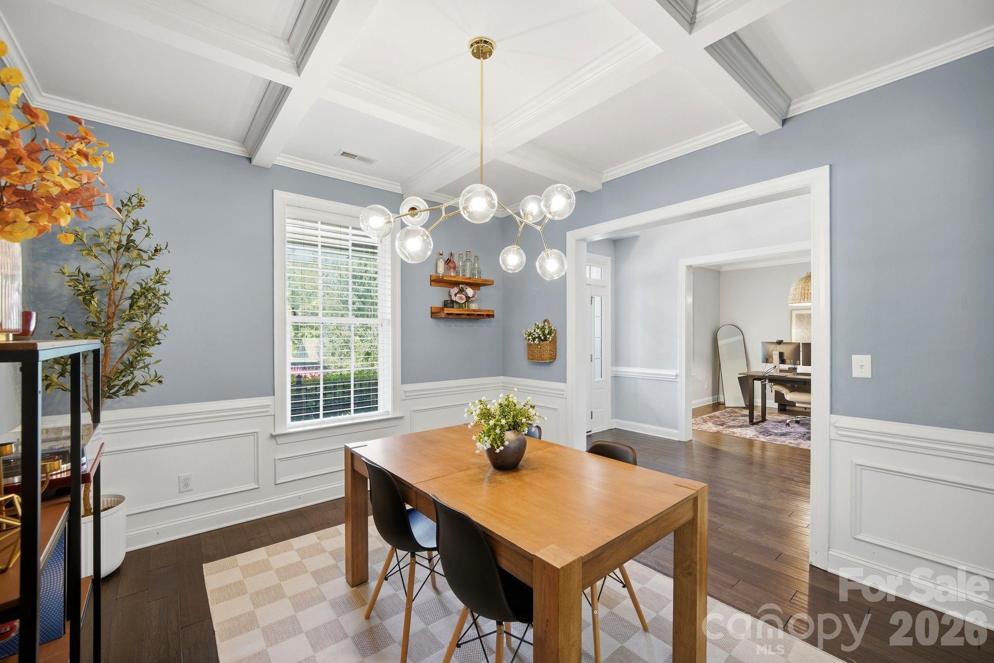 612 Highland Ridge Point Property Photo 14