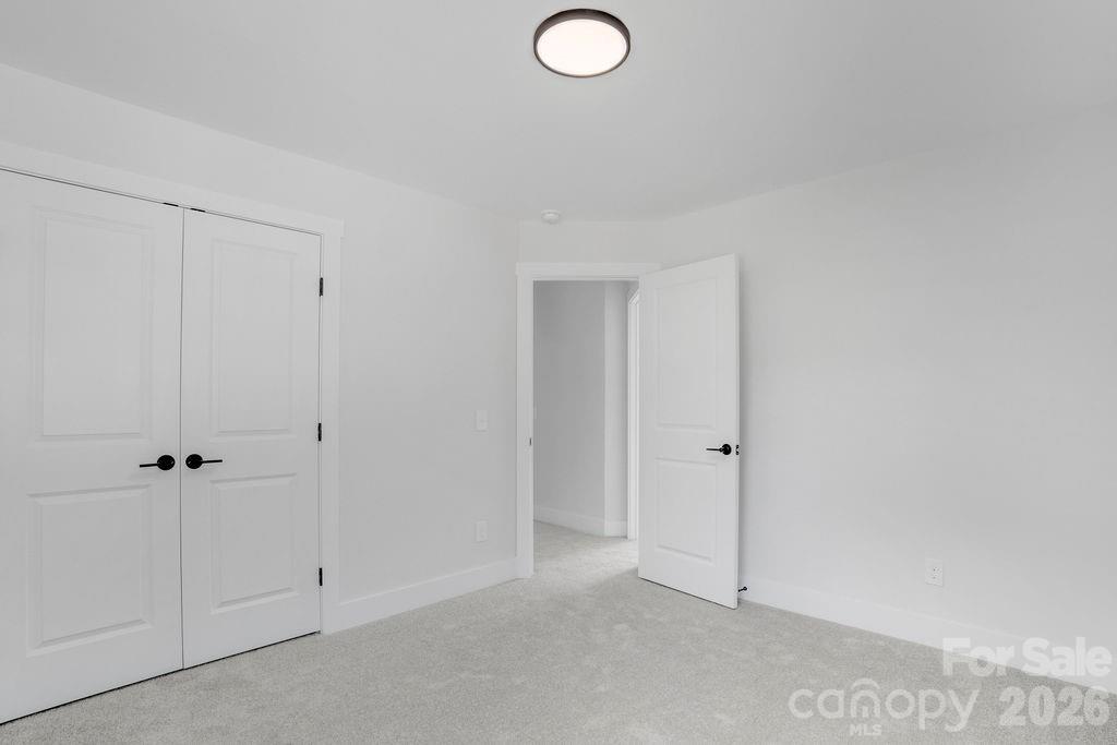 1402 N Modena Street Property Photo 14