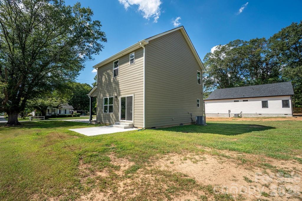 1402 N Modena Street Property Photo 25