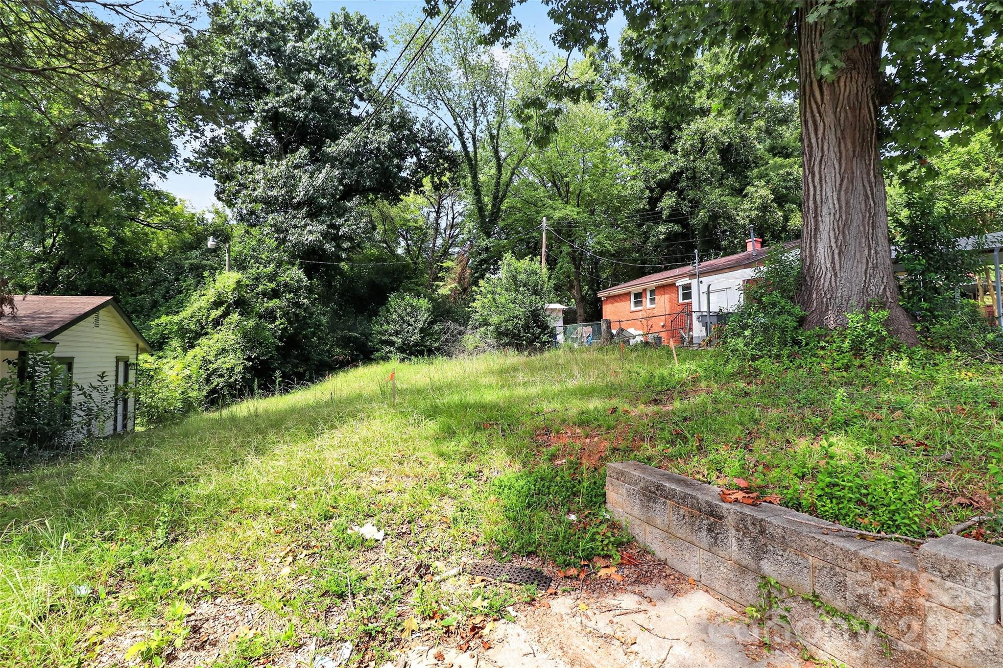 2011 Erie Street Property Photo 17