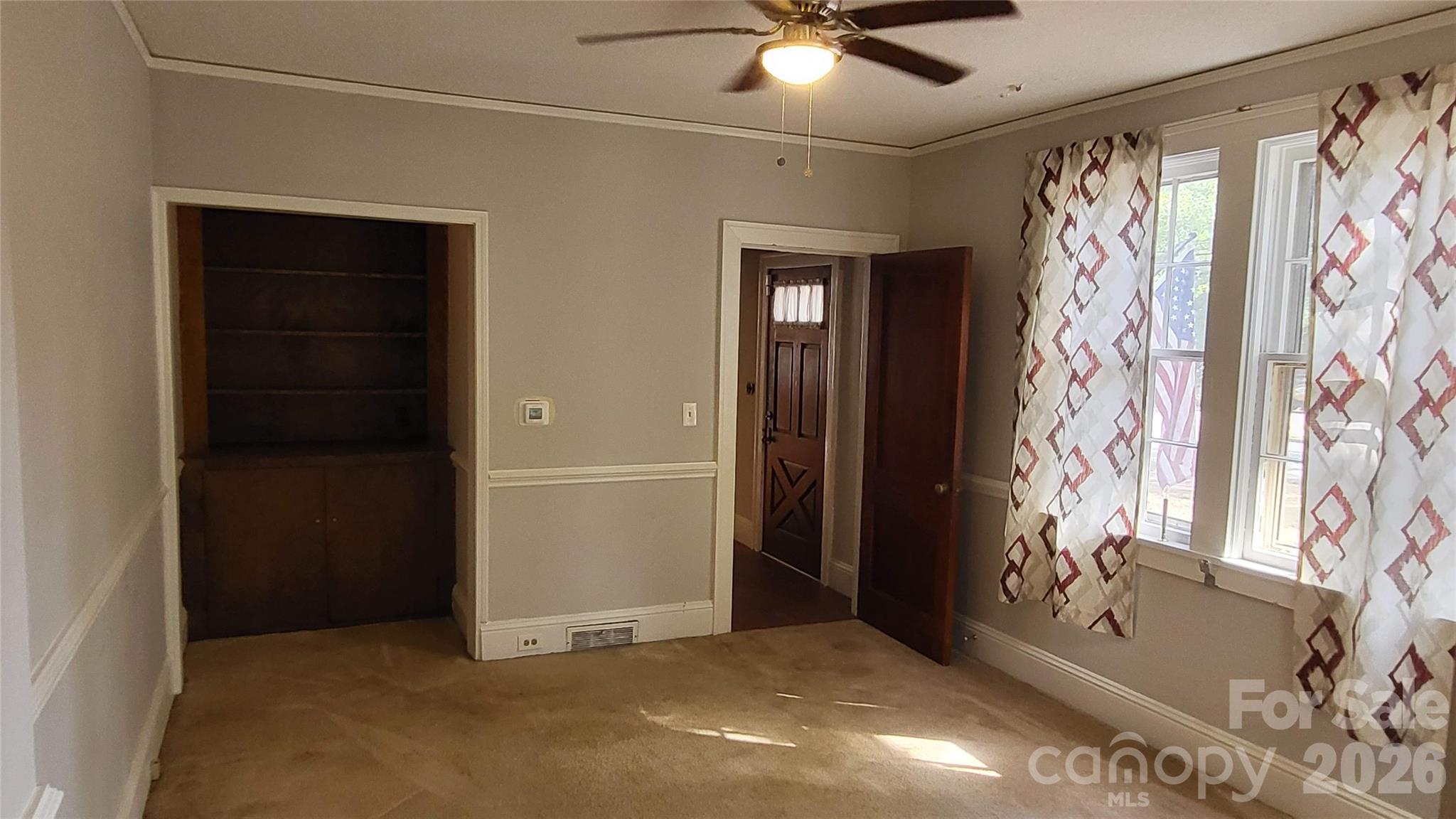 504 Chesterfield Avenue Property Photo 10