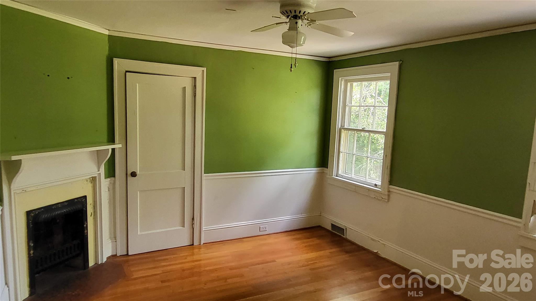 504 Chesterfield Avenue Property Photo 14