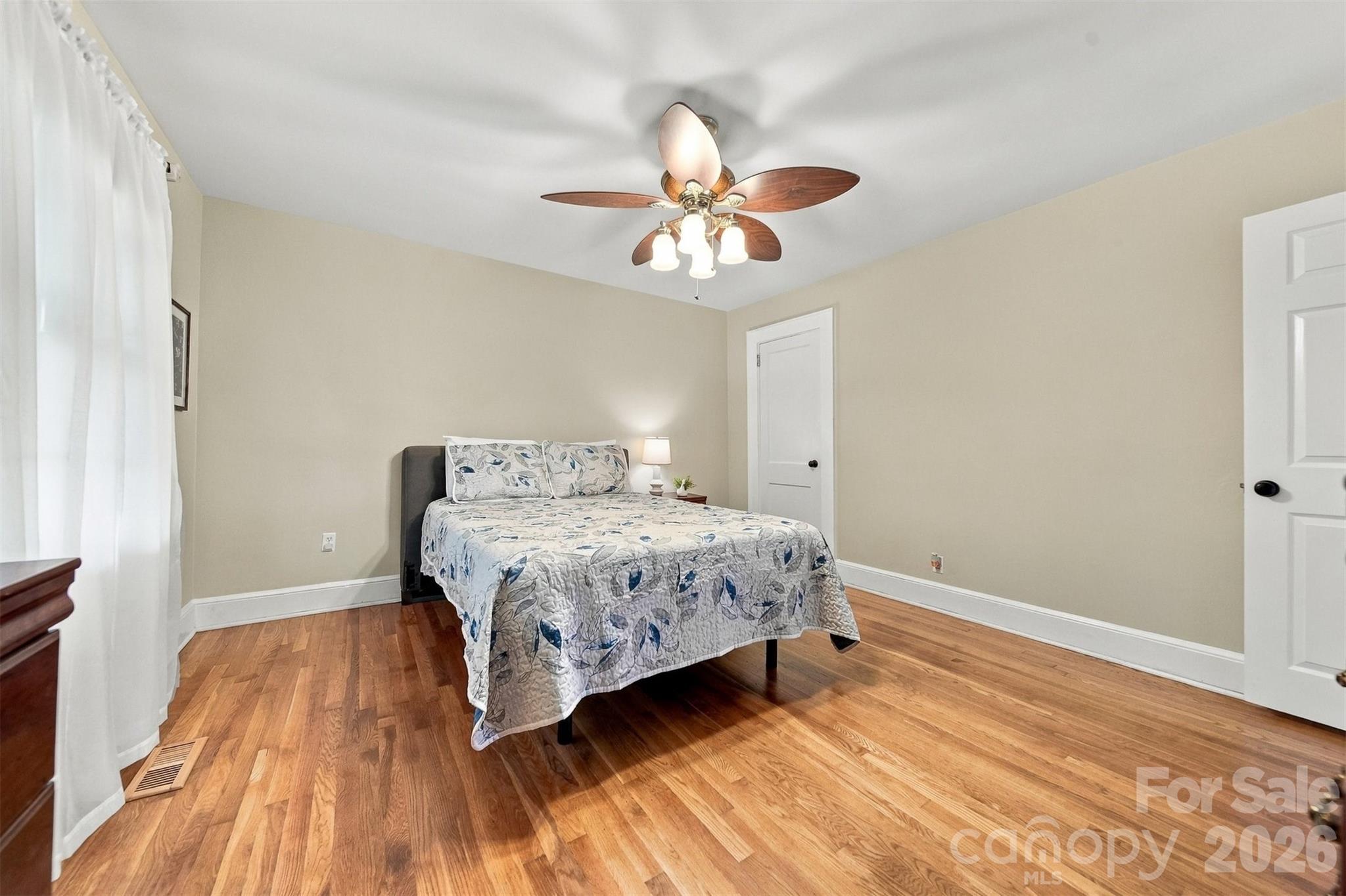 4273 Springs Road Property Photo 19