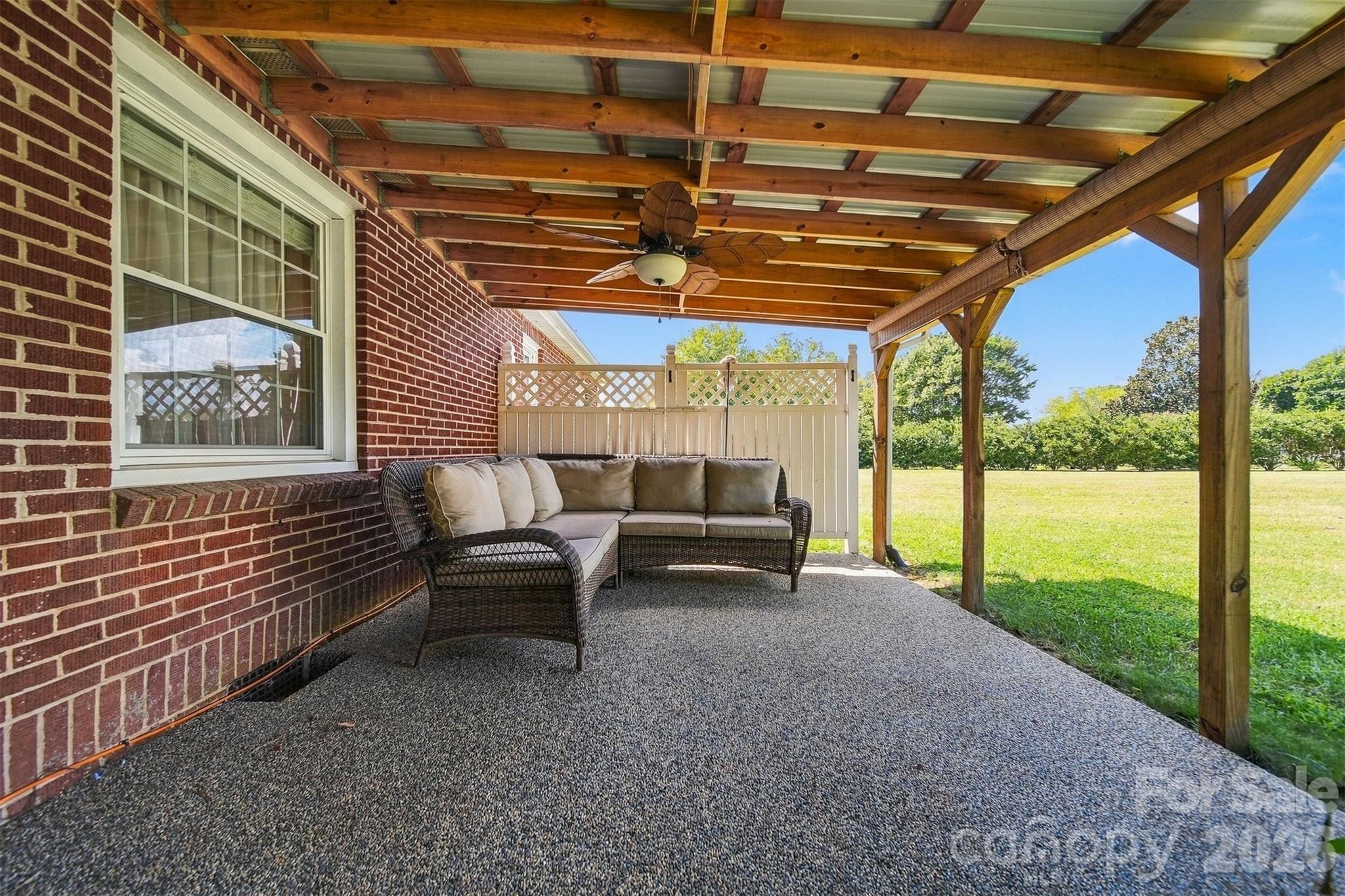 4273 Springs Road Property Photo 35