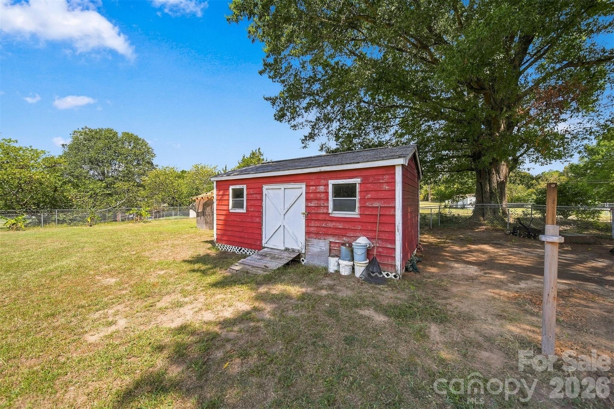 4273 Springs Road Property Photo 38