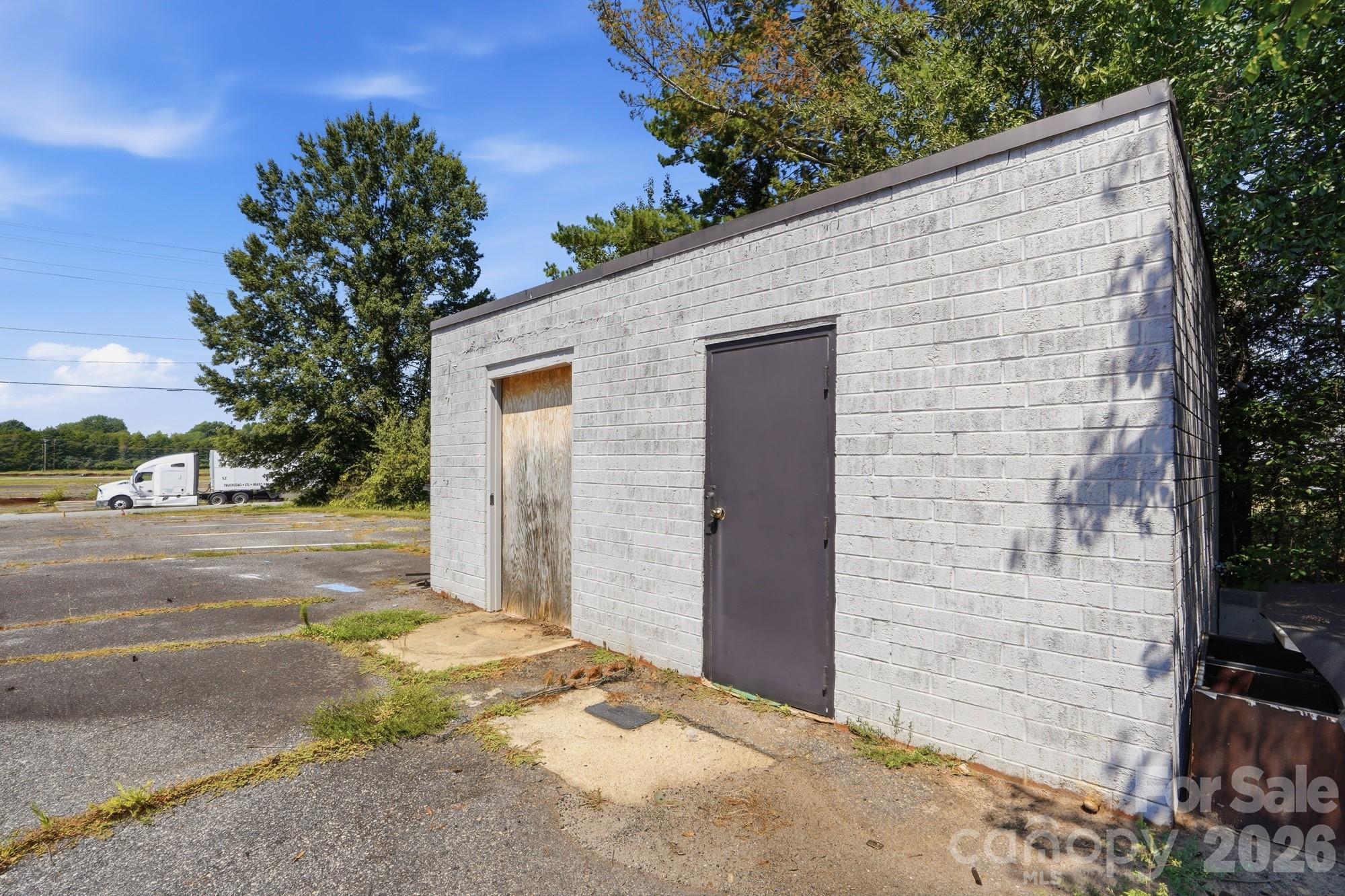 1801 Conover Boulevard Property Photo 13