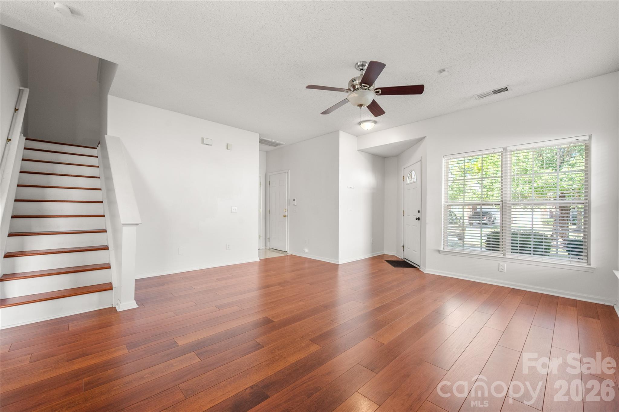 2738 Mill Valley Court Property Photo 13