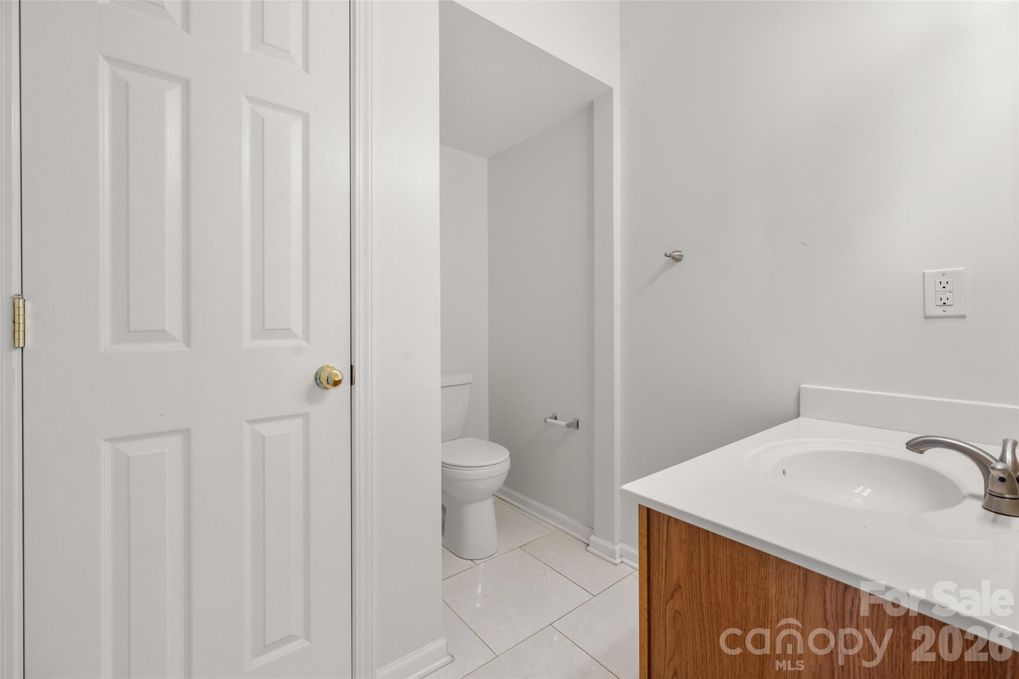2738 Mill Valley Court Property Photo 24