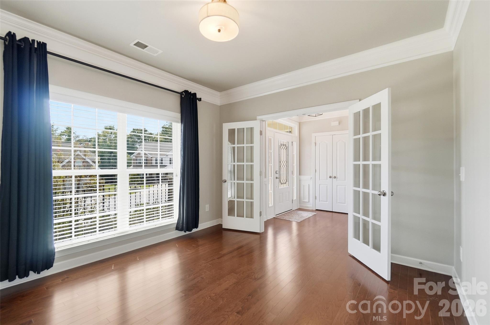 10038 Travertine Trail Property Photo 7
