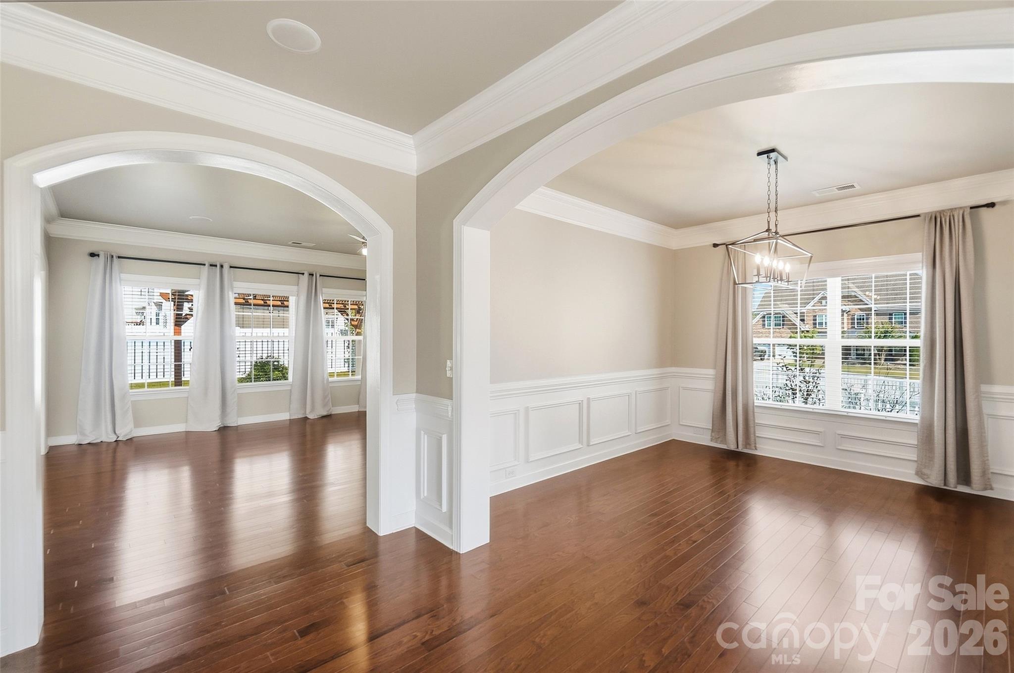 10038 Travertine Trail Property Photo 8