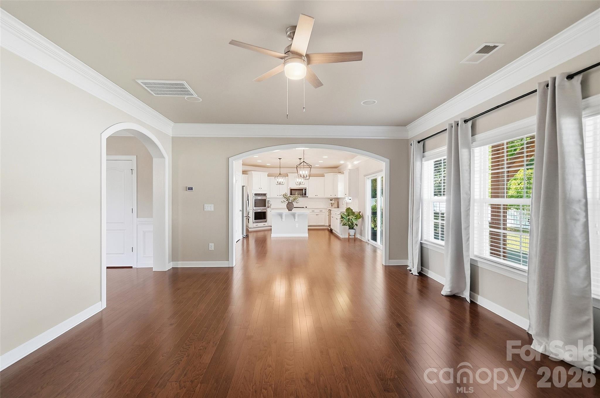 10038 Travertine Trail Property Photo 12