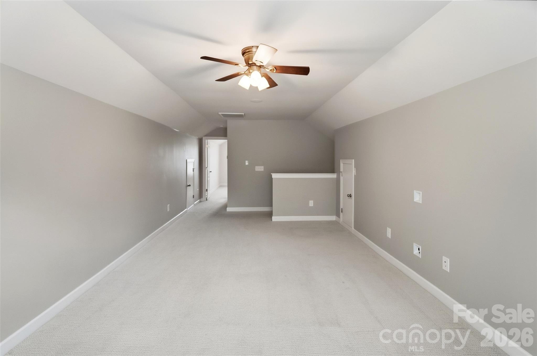 10038 Travertine Trail Property Photo 34