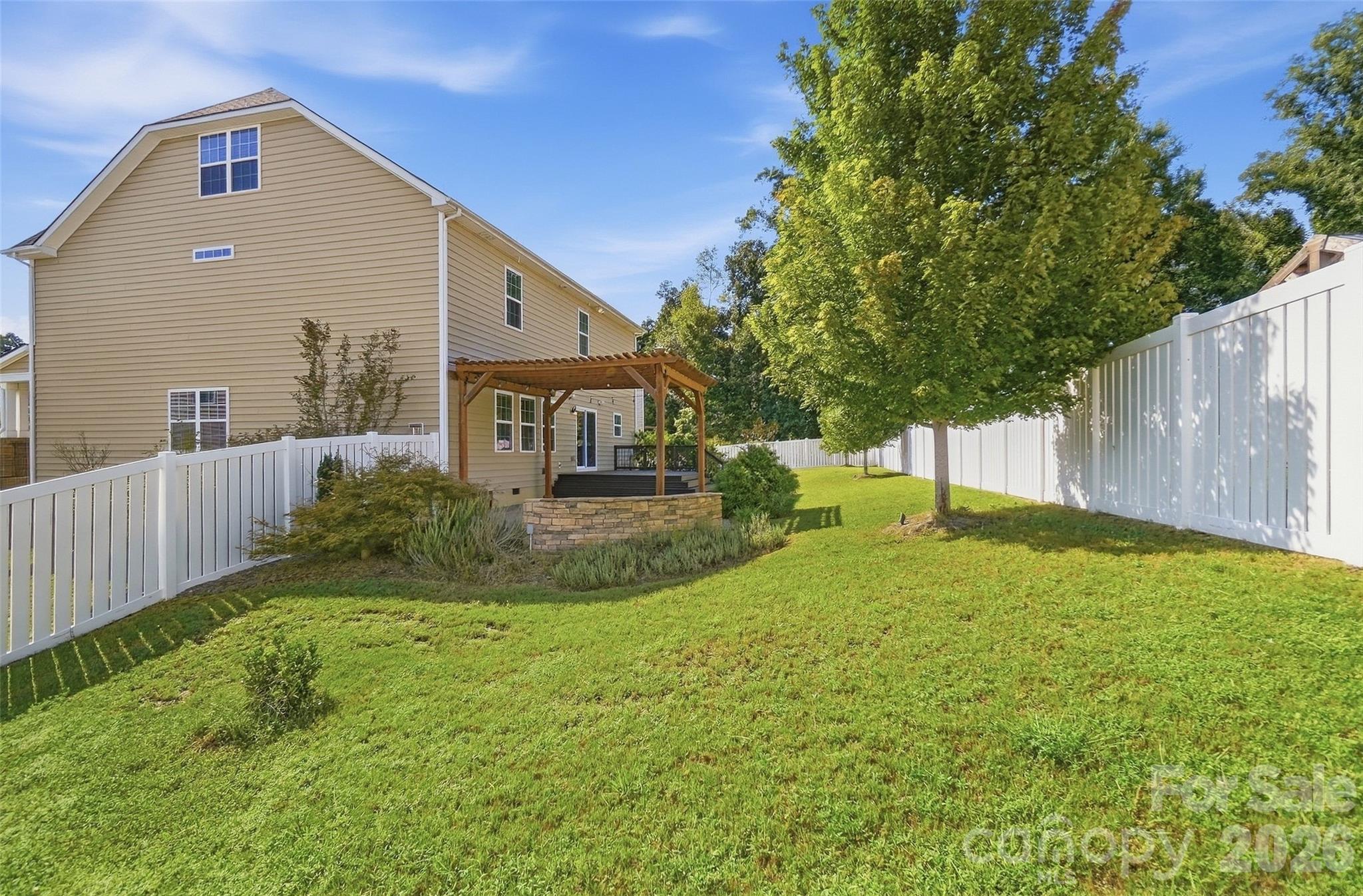 10038 Travertine Trail Property Photo 43
