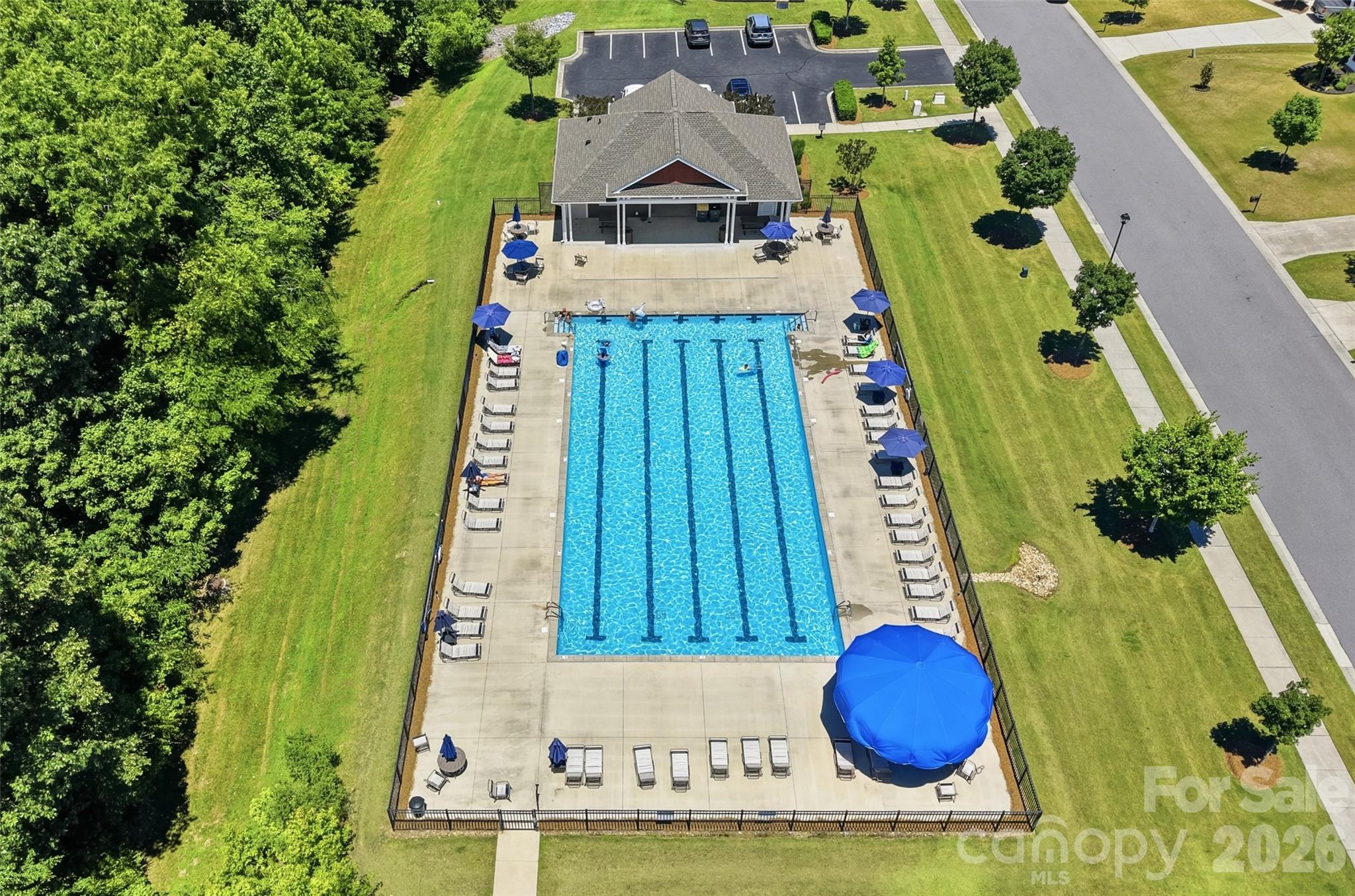 10038 Travertine Trail Property Photo 44