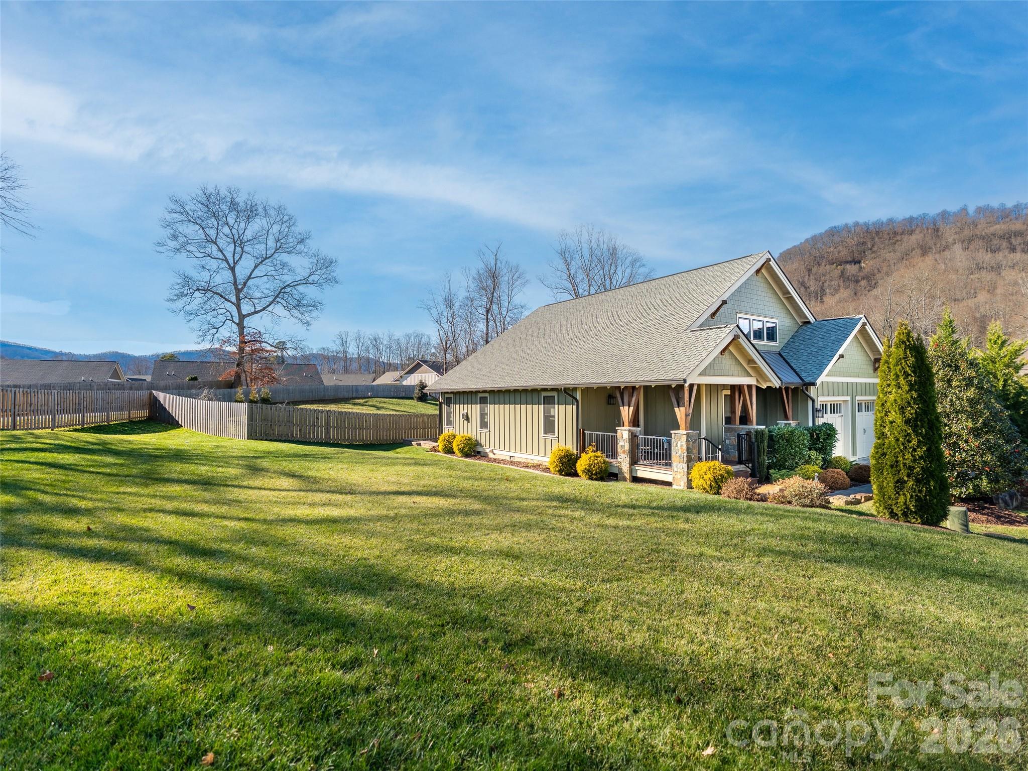 6 Starwood Valley Trail Property Photo 1