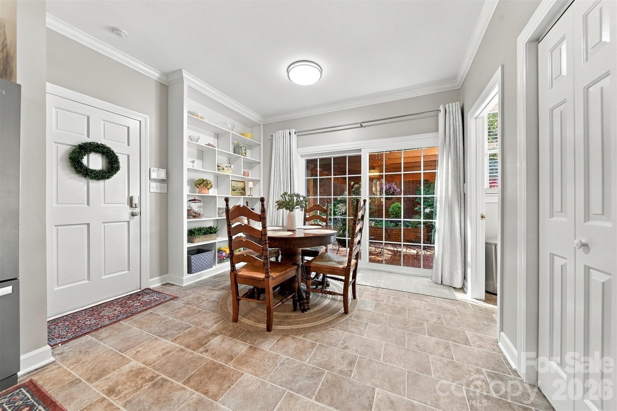 114 6th Avenue Property Photo 15