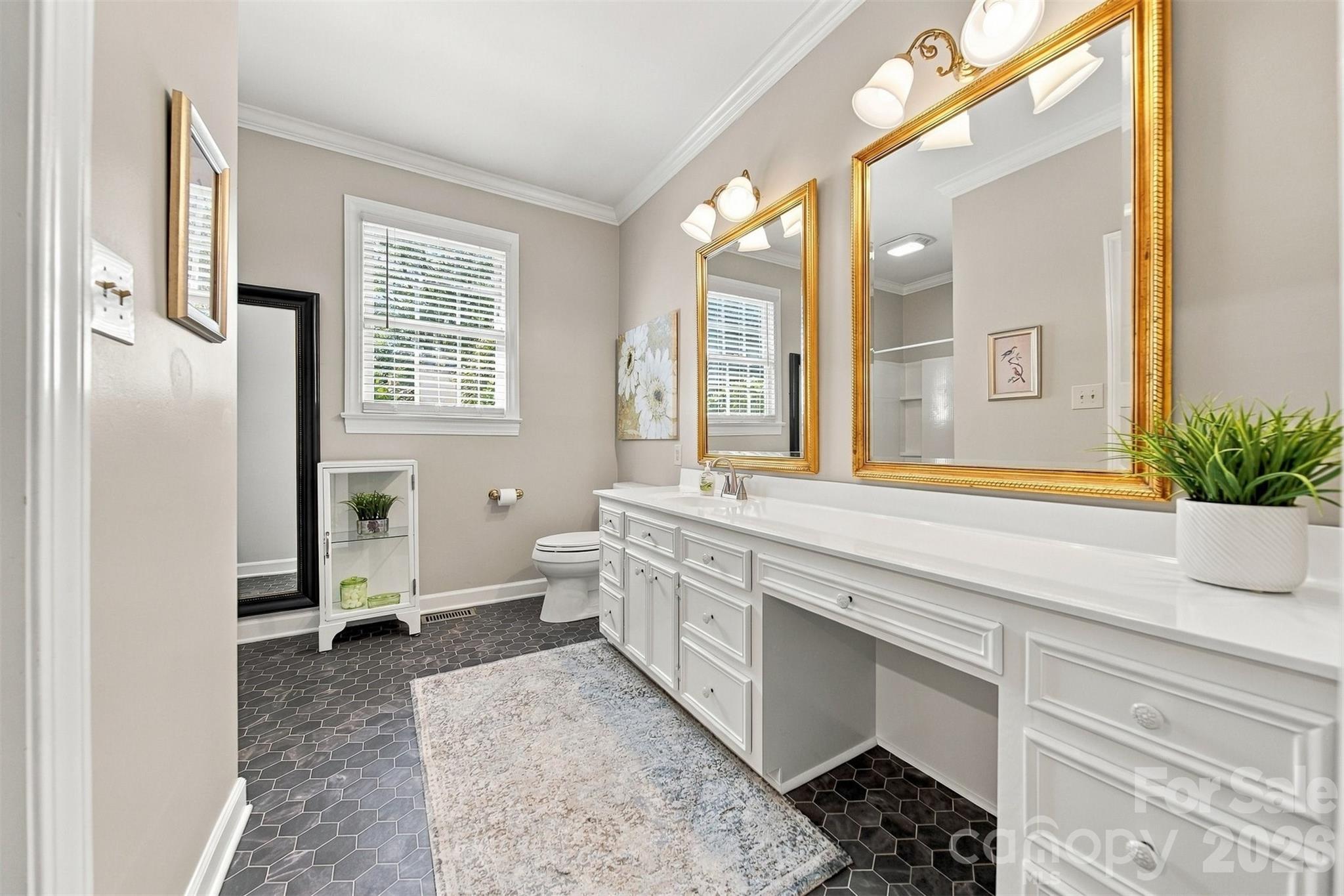 114 6th Avenue Property Photo 29
