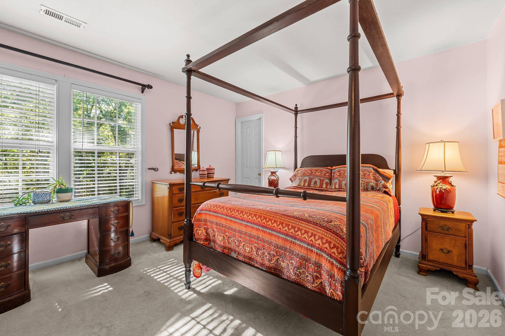 5520 Waverly Lynn Lane Property Photo 11