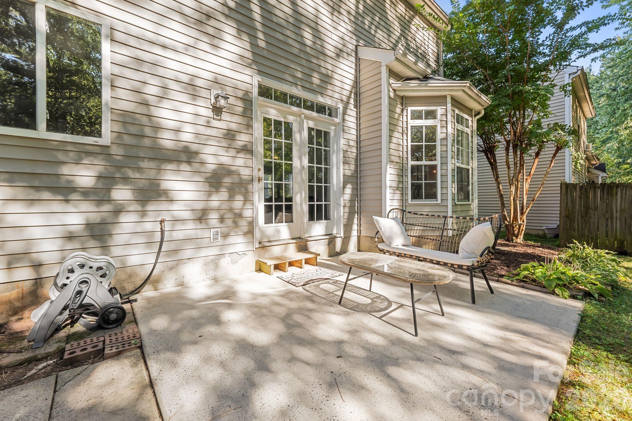 5520 Waverly Lynn Lane Property Photo 15