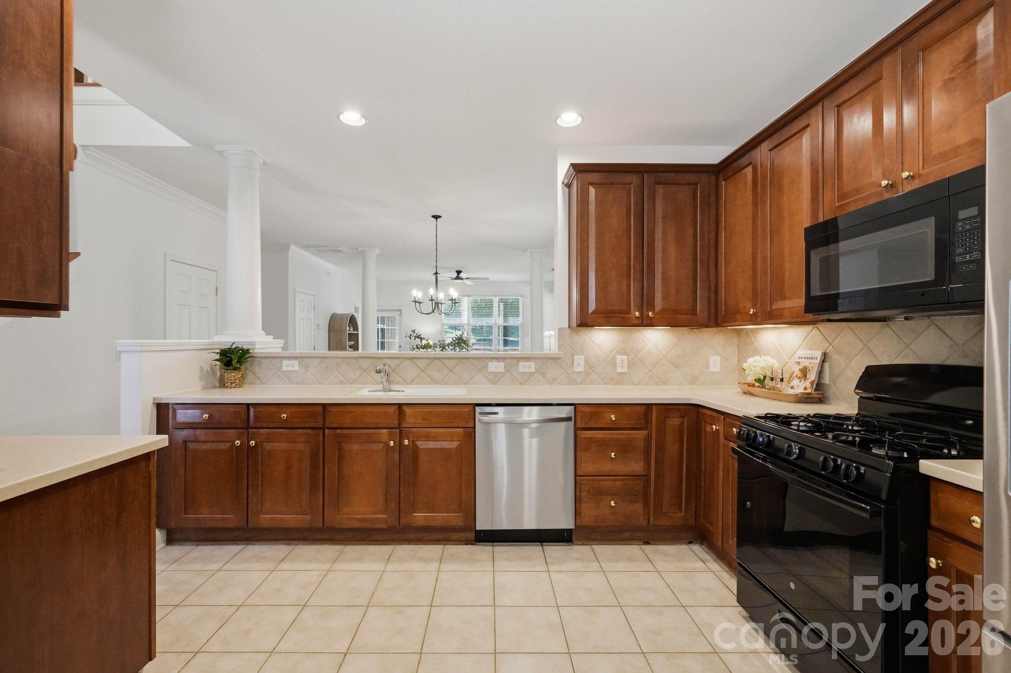 18810 Cloverstone Circle Property Photo 10