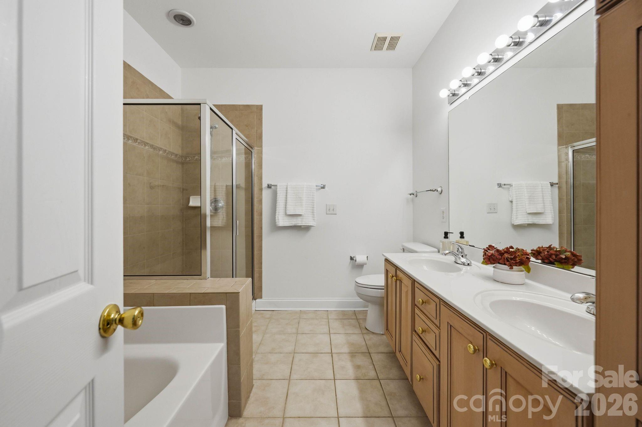 18810 Cloverstone Circle Property Photo 16