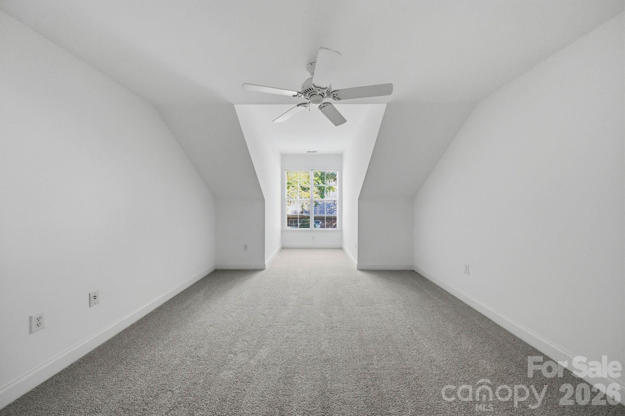 18810 Cloverstone Circle Property Photo 23