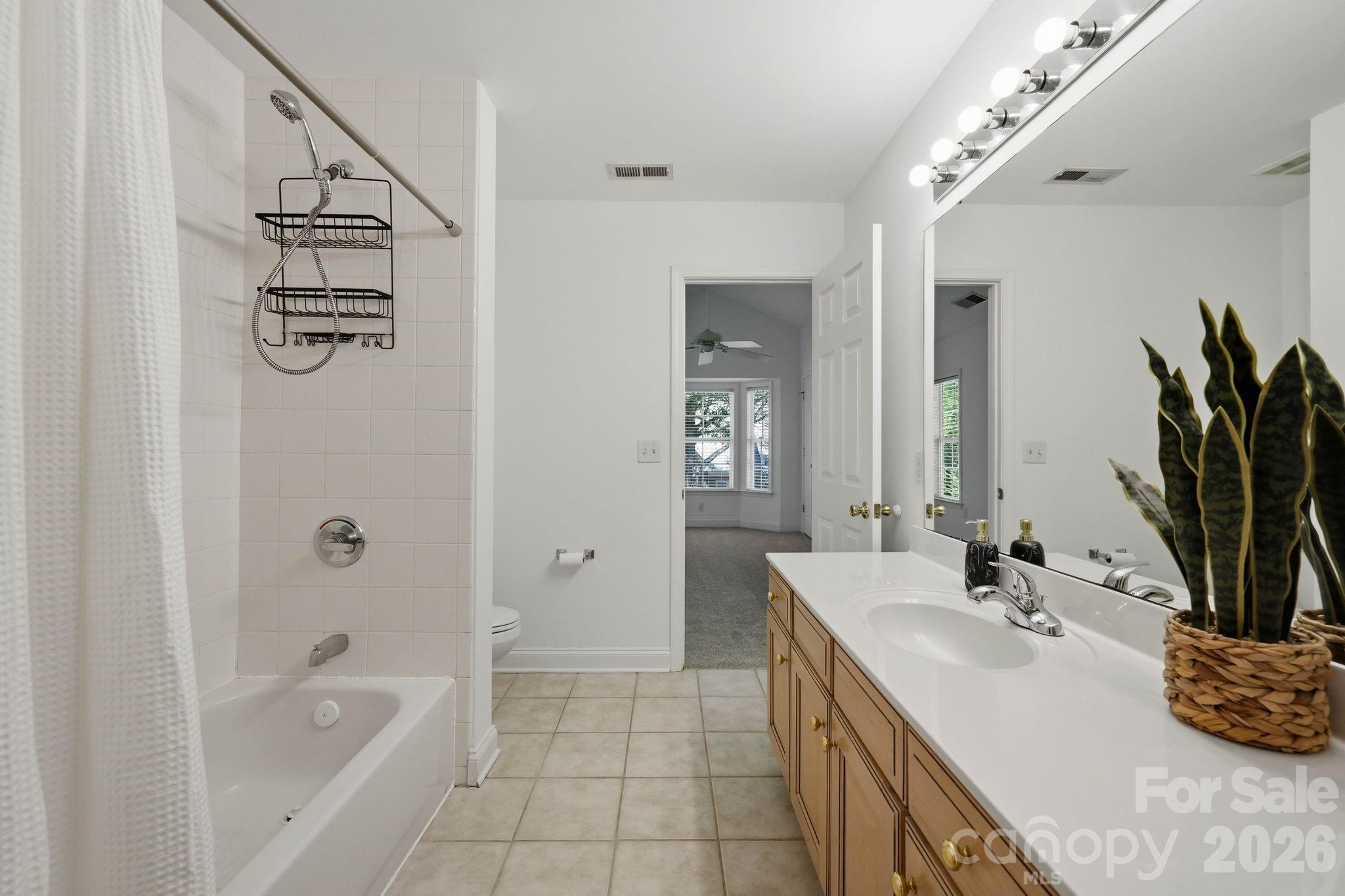 18810 Cloverstone Circle Property Photo 25