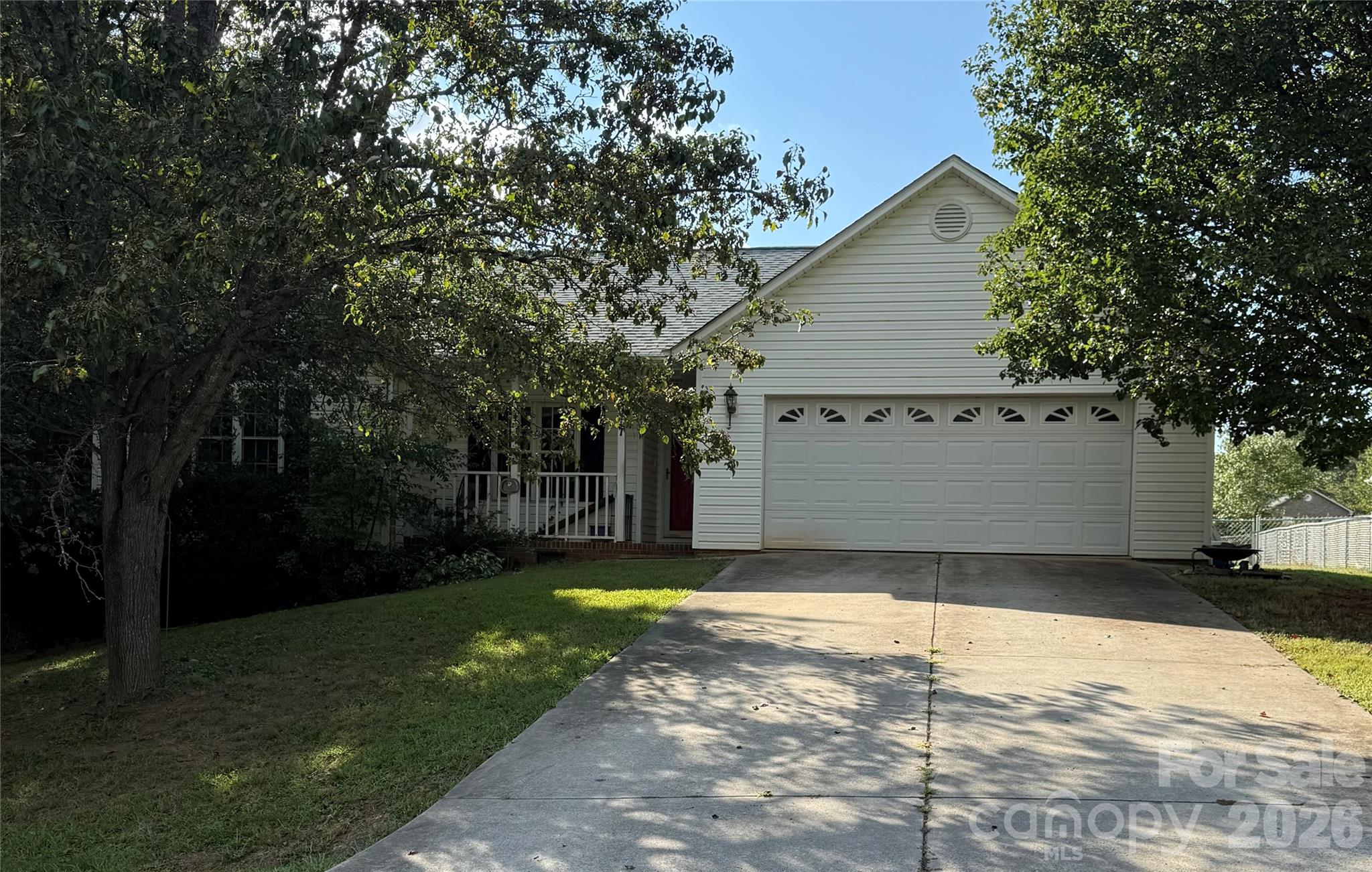 4917 Pond Court Property Photo 1