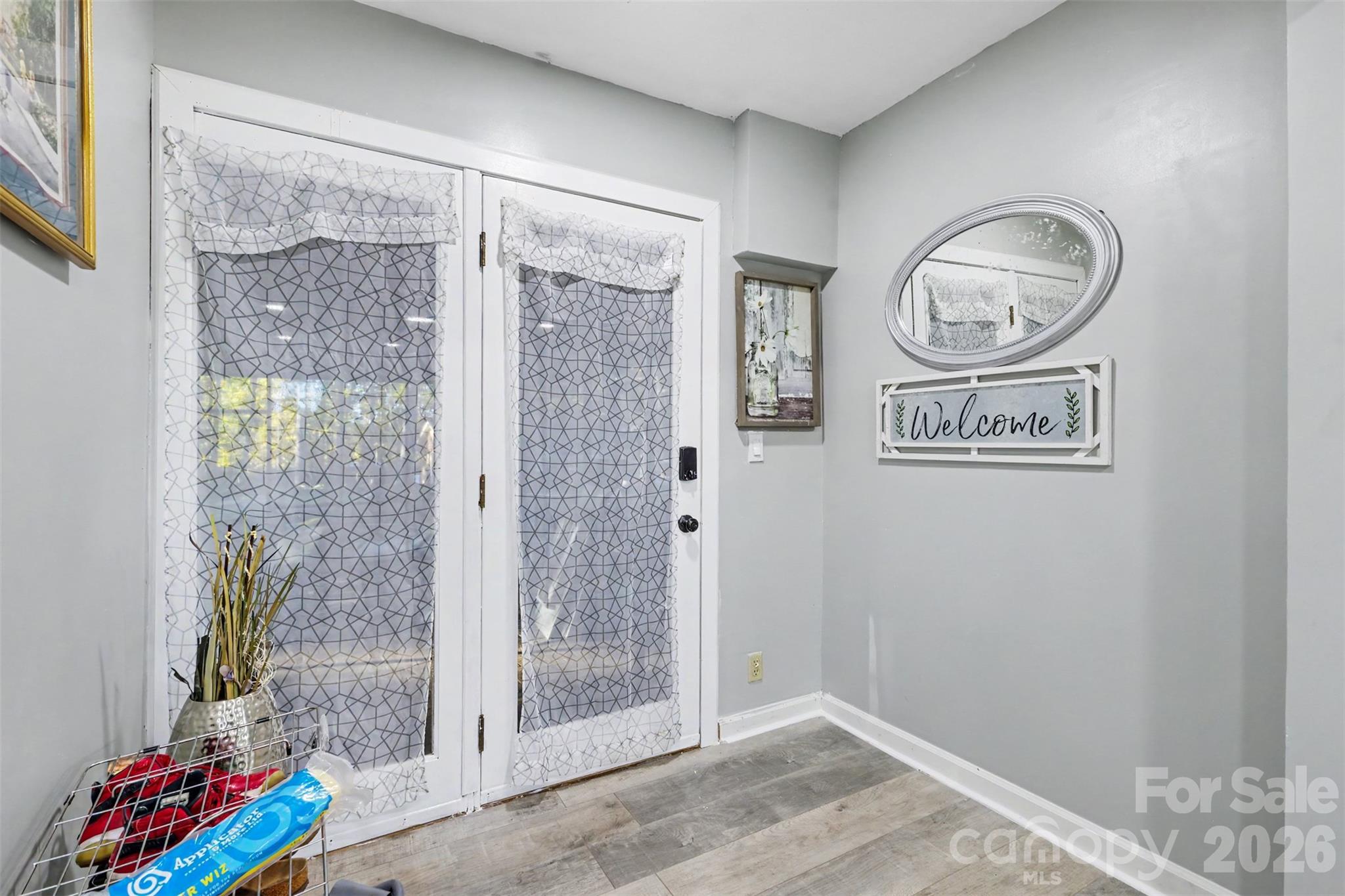 2681 University Drive Property Photo 8