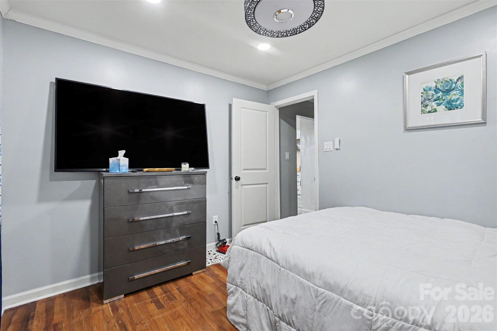 2681 University Drive Property Photo 15