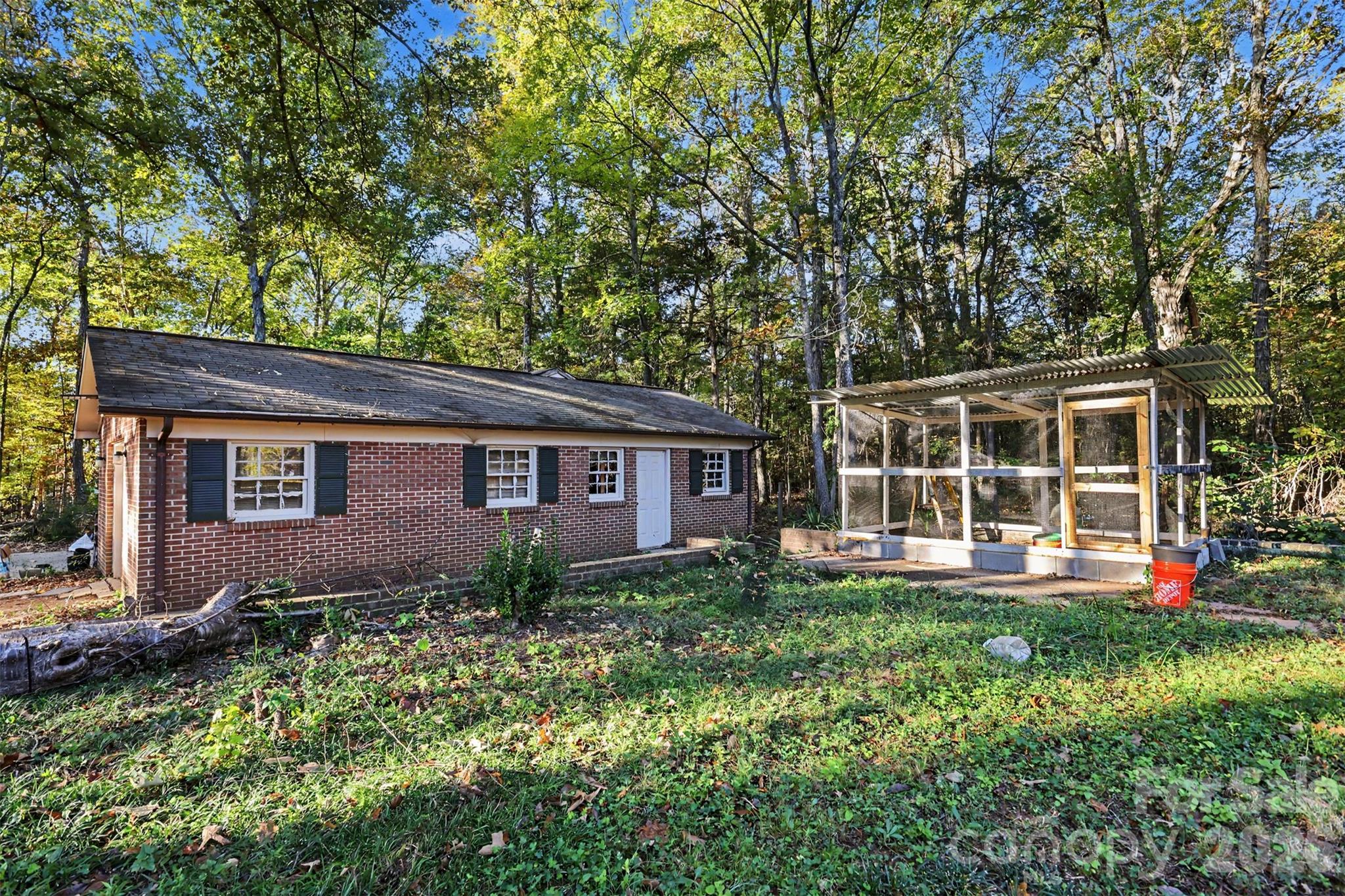 2681 University Drive Property Photo 18