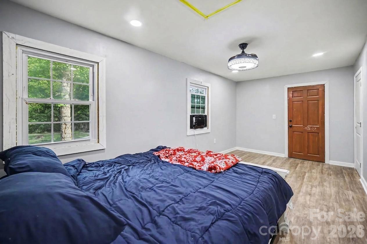 2681 University Drive Property Photo 21