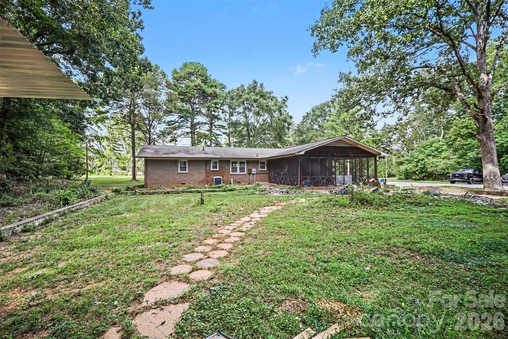 2681 University Drive Property Photo 30