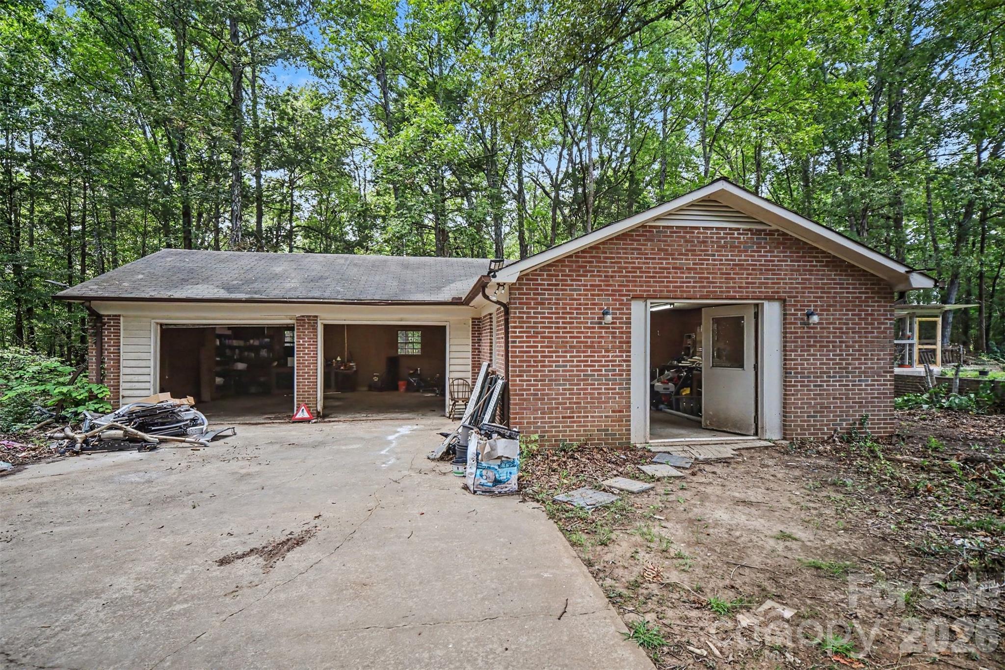 2681 University Drive Property Photo 31