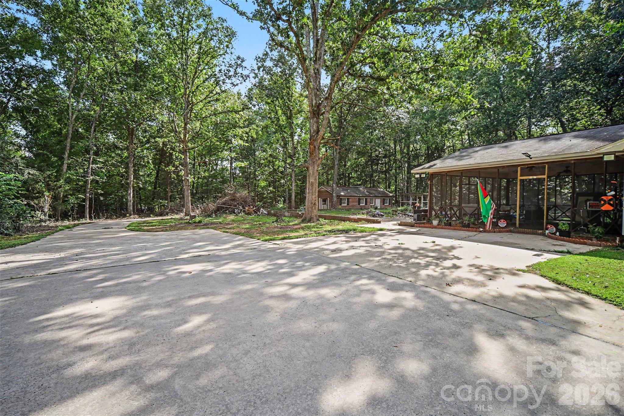 2681 University Drive Property Photo 32
