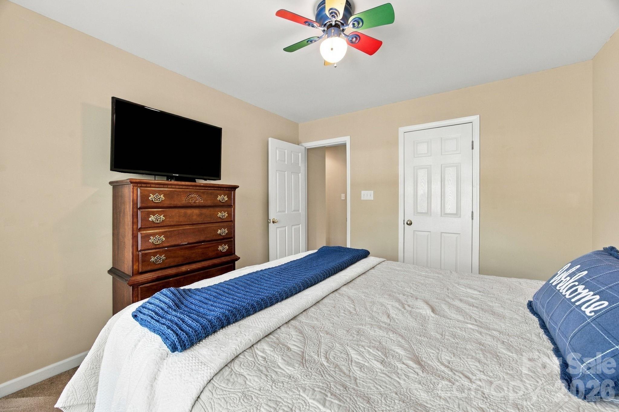 2807 Edgebrook Circle Property Photo 23