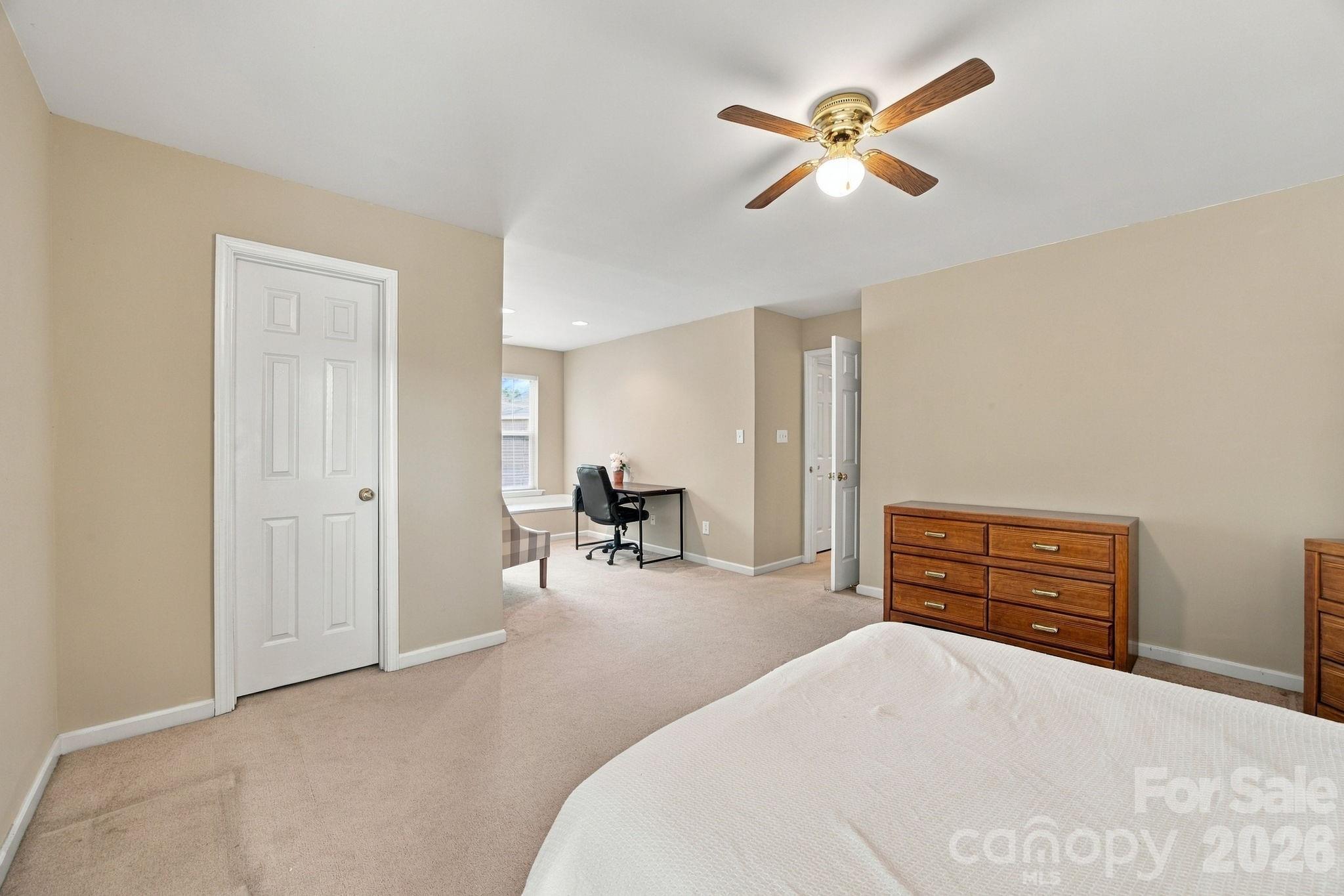 2807 Edgebrook Circle Property Photo 28