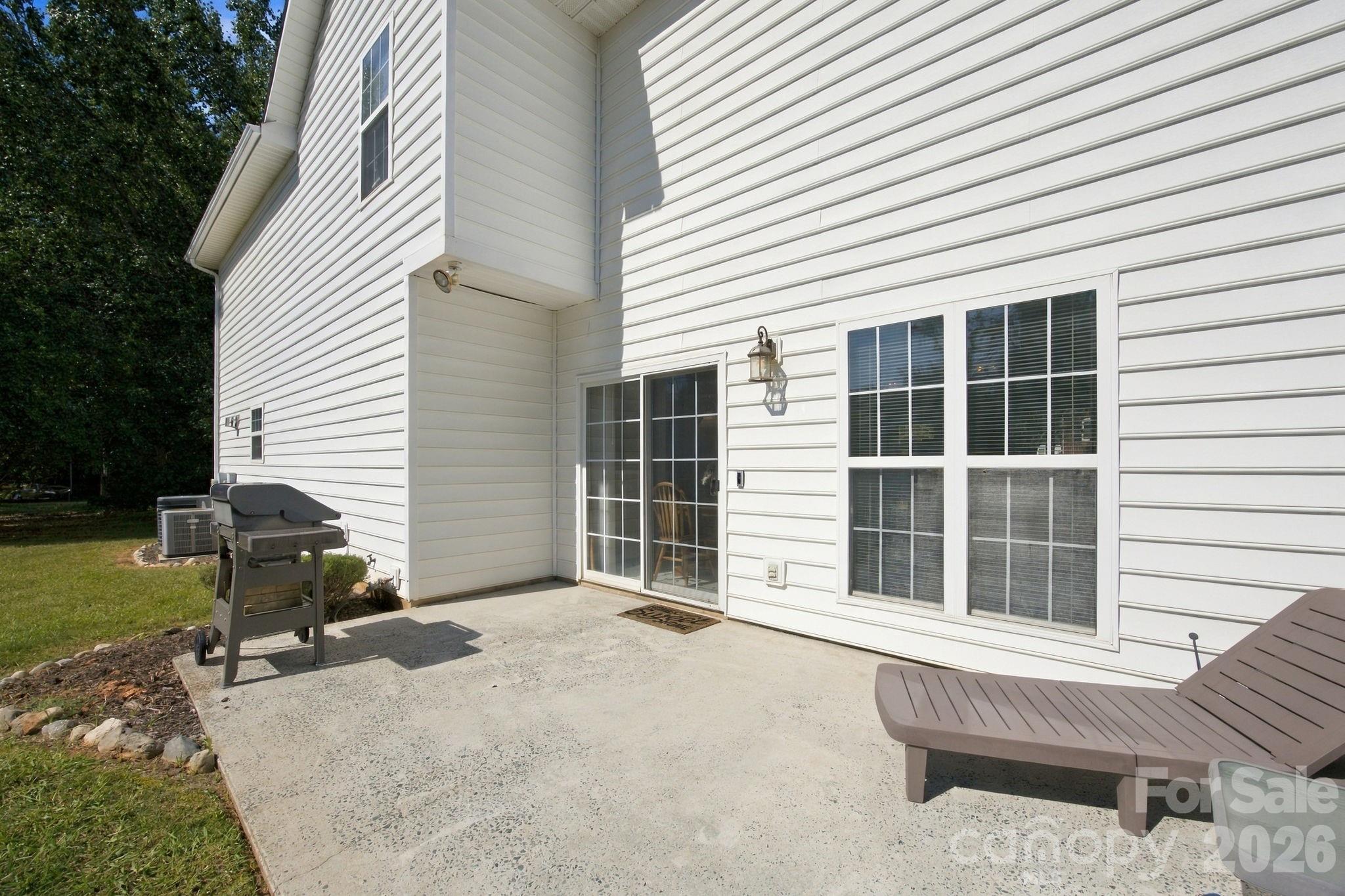 2807 Edgebrook Circle Property Photo 32