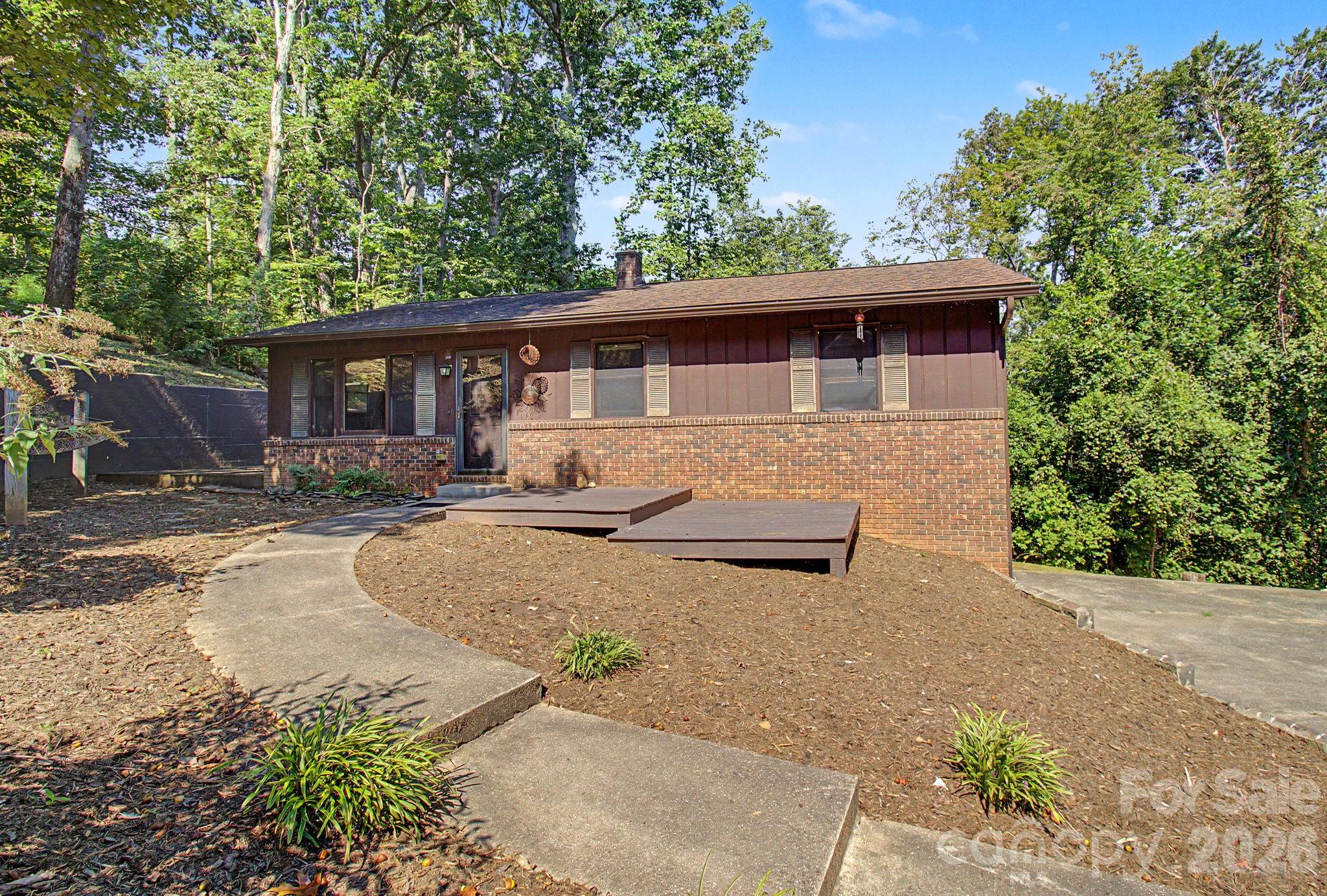21 Coffey Circle Property Photo 3