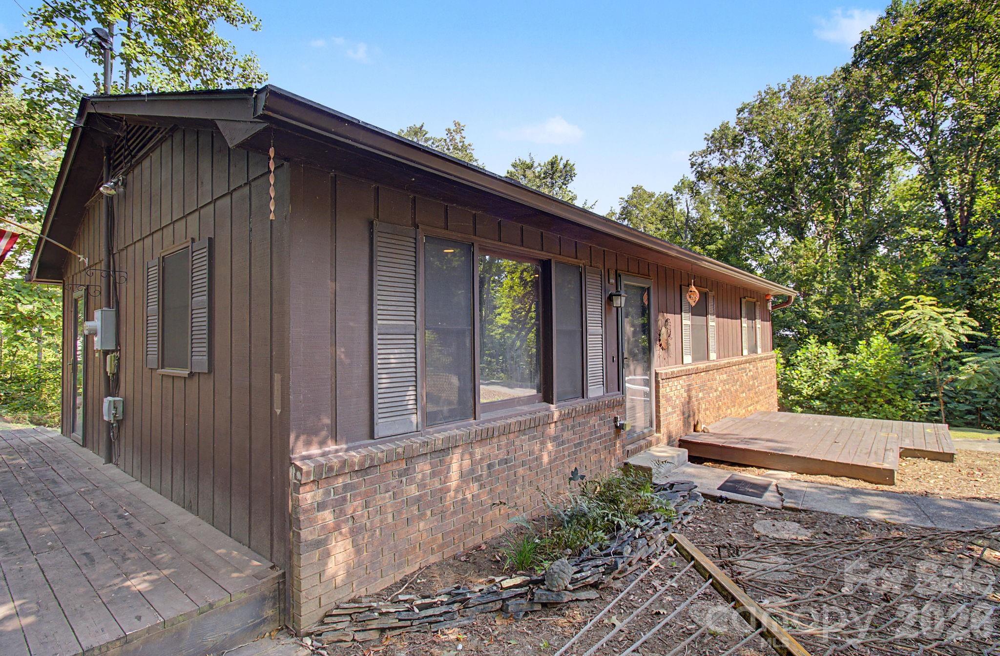 21 Coffey Circle Property Photo 6