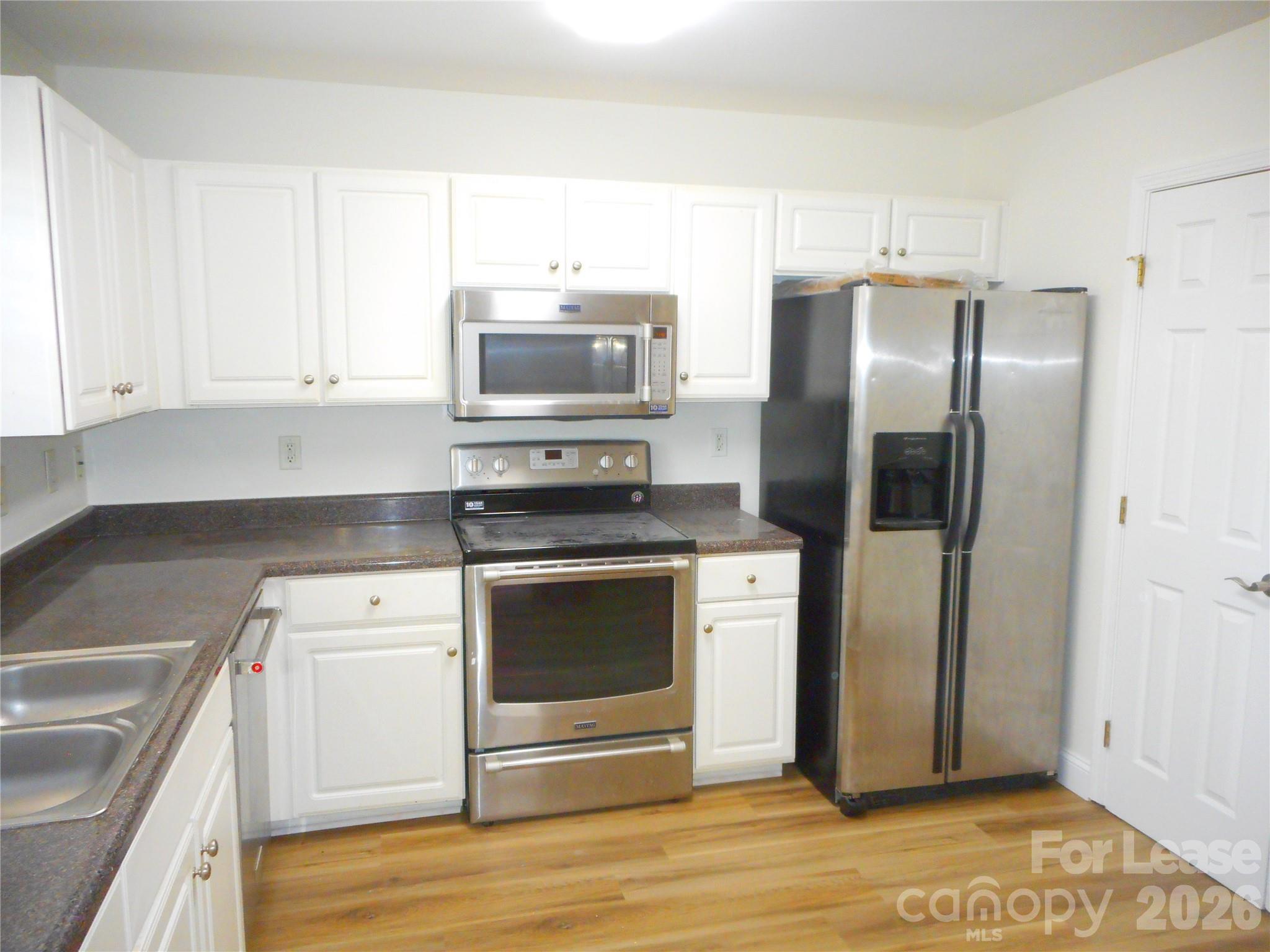 19243 Kanawha Drive Property Photo 13