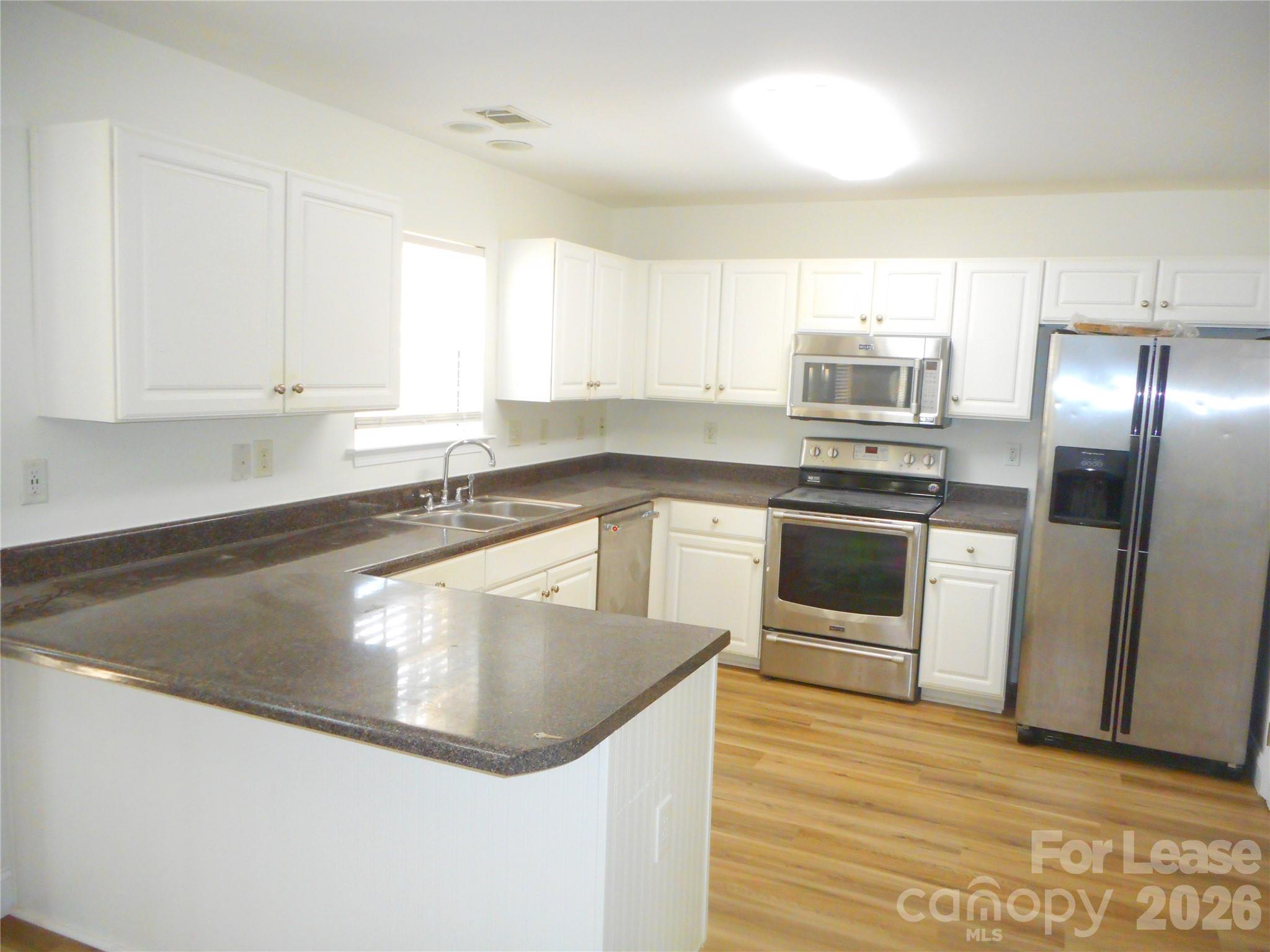 19243 Kanawha Drive Property Photo 15