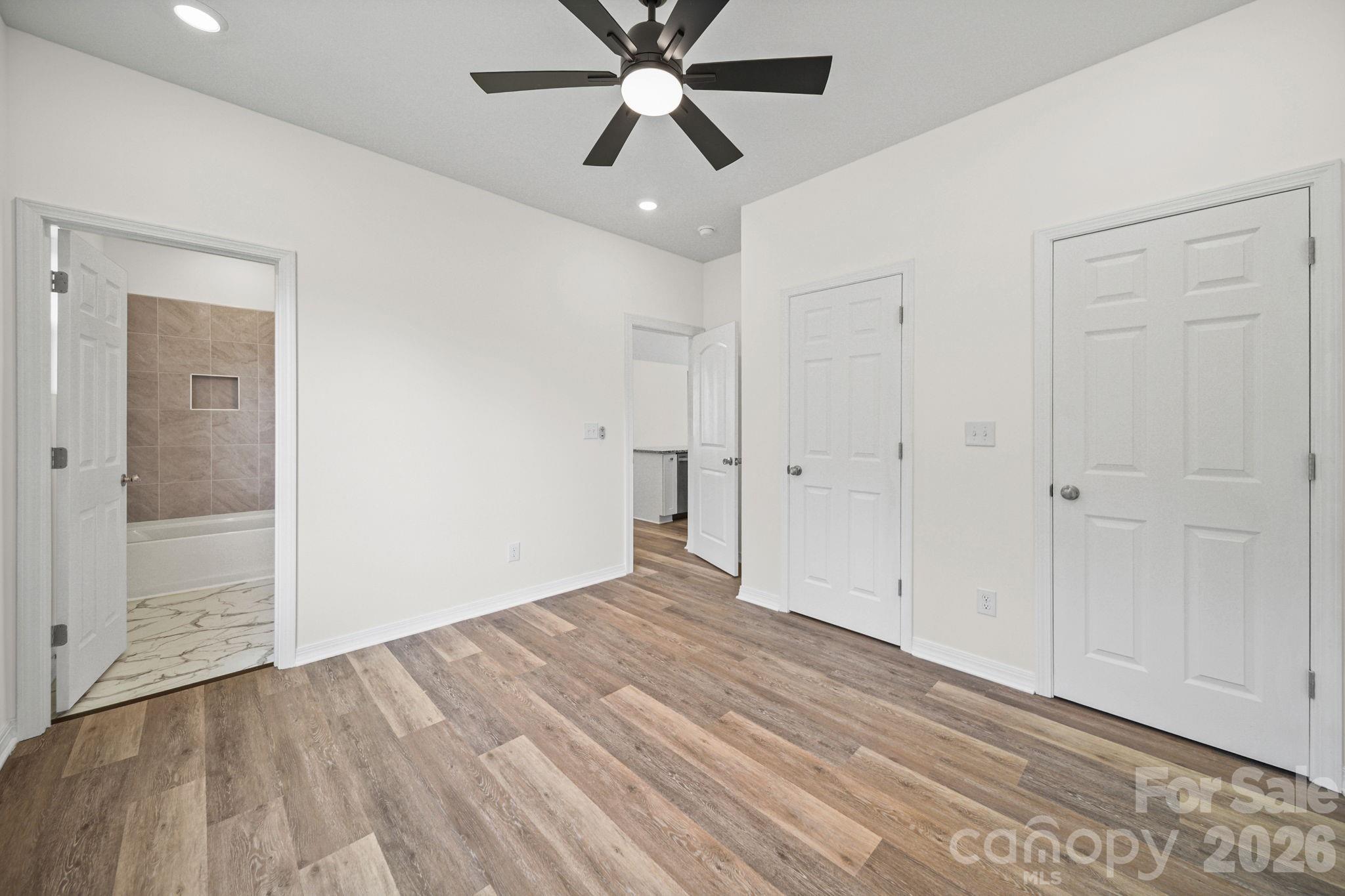 299 N Long Street Property Photo 16