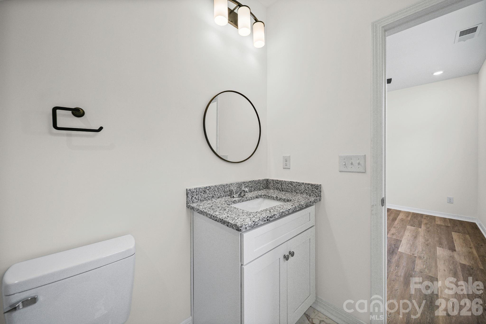 299 N Long Street Property Photo 19
