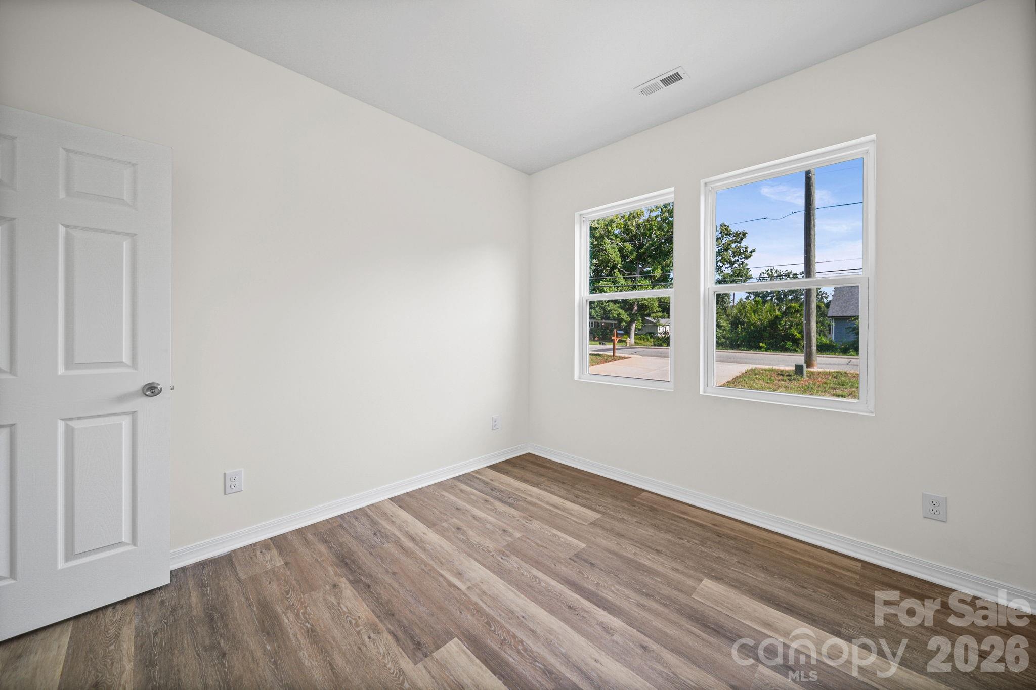 299 N Long Street Property Photo 24