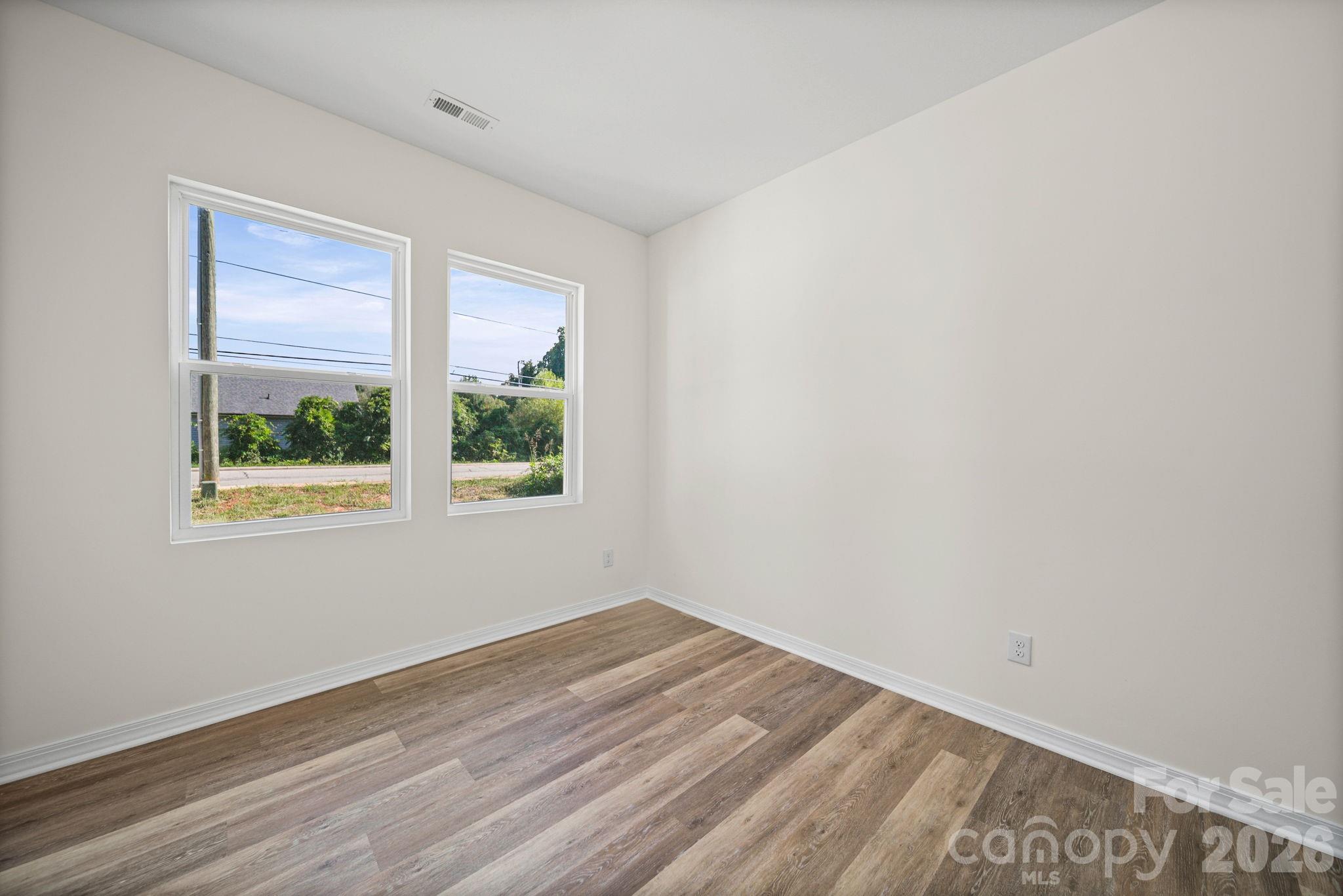 299 N Long Street Property Photo 25