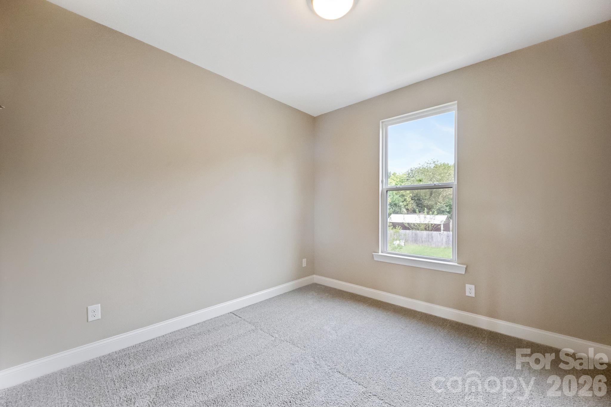3304 Meredith Avenue Property Photo 20