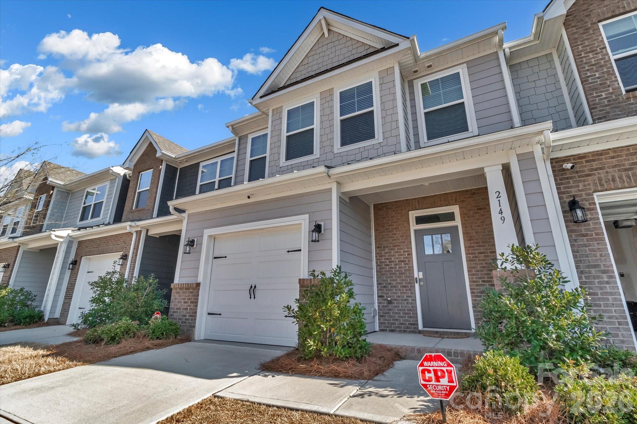 2149 Bexar Trail Property Photo 6