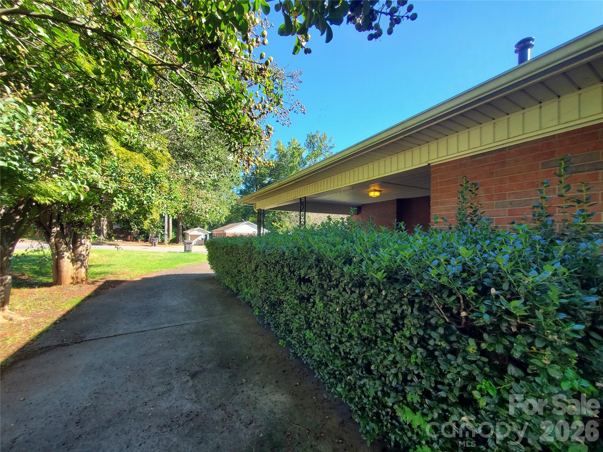 596 Georgia Avenue Property Photo 39